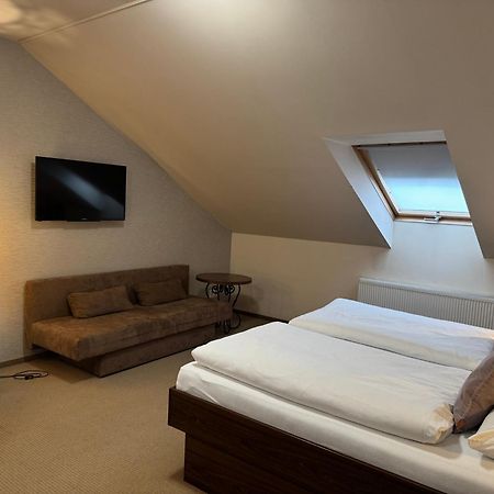 Apartman Bila Hora - Roudna Plzeň Extérieur photo