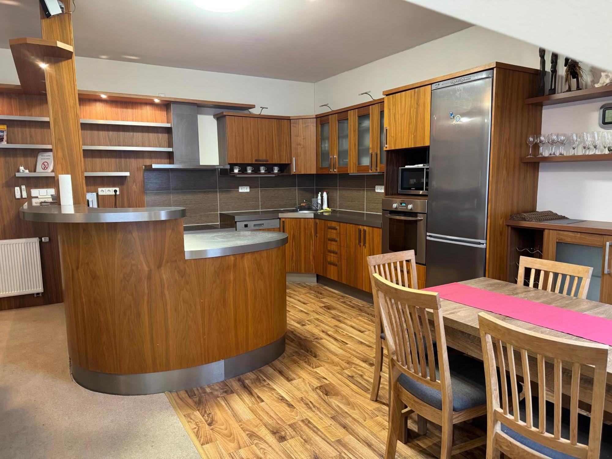 Apartman Bila Hora - Roudna Plzeň Extérieur photo
